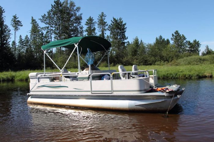 Factors To Consider When Purchasing A Used Pontoon Boat